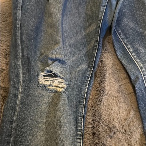 Distressed Blue Jeans for Women - Picture 4 of 11